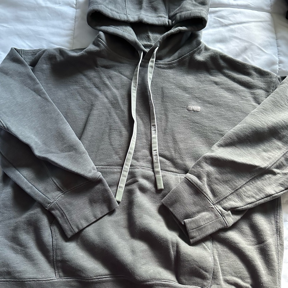 Women’s Figs sweat top.